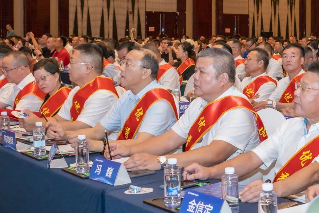 喜报 | 宁波市杭州商会在全市商会工作会议上荣获“先进商会”、“优秀会长”、“优秀秘